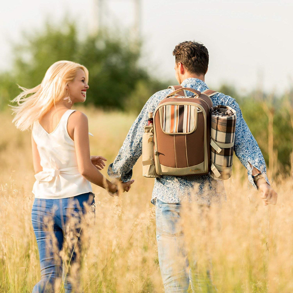 <p>Experiencing Glamping in the US</p> <p> </p>